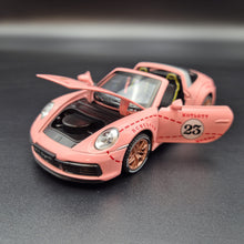 Load image into Gallery viewer, Explorafind 2021 Porsche 911 Targa 4S Pink 1:32 Die Cast Car
