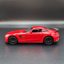 Load image into Gallery viewer, Explorafind 2019 Mercedes-Benz GT Red 1:32 Die Cast Car
