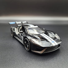 Load image into Gallery viewer, Explorafind 2019 Ford GT Black 1:32 Die Cast Car
