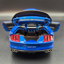 Load image into Gallery viewer, Explorafind 2022 Ford Mustang Shelby GT500 Blue 1:32 Die Cast Car
