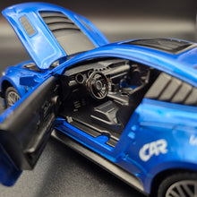 Load image into Gallery viewer, Explorafind 2022 Ford Mustang Shelby GT500 Blue 1:32 Die Cast Car
