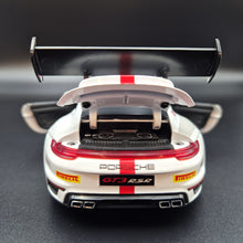 Load image into Gallery viewer, Explorafind 2019 Porsche 911 GT3 RSR White/Grey 1:32 Die Cast Car
