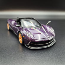 Load image into Gallery viewer, Explorafind 2018 Pagani Huayra Purple 1:32 Die Cast Car
