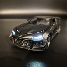 Load image into Gallery viewer, Explorafind 2020 Chevrolet Camaro ZL1 Matte Black 1:32 Die Cast Car
