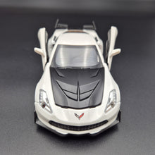 Load image into Gallery viewer, Explorafind 2016 Chevrolet Corvette Z06 C7.R White 1:32 Die Cast Car
