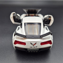 Load image into Gallery viewer, Explorafind 2016 Chevrolet Corvette Z06 C7.R White 1:32 Die Cast Car
