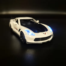 Load image into Gallery viewer, Explorafind 2016 Chevrolet Corvette Z06 C7.R White 1:32 Die Cast Car
