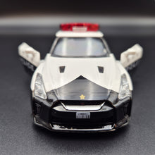 Load image into Gallery viewer, Explorafind 2018 Nissan GT-R Police Car White/Black 1:32 Die Cast Car
