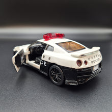 Load image into Gallery viewer, Explorafind 2018 Nissan GT-R Police Car White/Black 1:32 Die Cast Car
