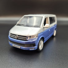 Load image into Gallery viewer, Explorafind 2018 Volkswagen T6 Multivan Silver/Blue 1:32 Die Cast Van
