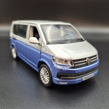 Load image into Gallery viewer, Explorafind 2018 Volkswagen T6 Multivan Silver/Blue 1:32 Die Cast Van
