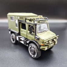 Load image into Gallery viewer, Explorafind 2000 Mercedes Benz Unimog Off Road RV Army Green 1:32 Die Cast Truck
