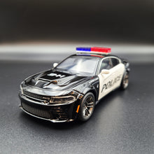 Load image into Gallery viewer, Explorafind 2023 Dodge Charger Hellcat Police Car Black 1:32 Die Cast Car
