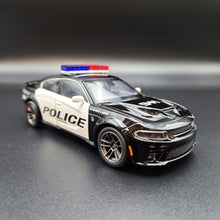 Load image into Gallery viewer, Explorafind 2023 Dodge Charger Hellcat Police Car Black 1:32 Die Cast Car
