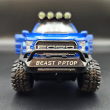 Load image into Gallery viewer, Explorafind 2023 Ford Raptor F-150 6x6 Blue 1:24 Die Cast Pickup
