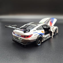 Load image into Gallery viewer, Explorafind 2018 BMW M8 GTE #82 2018-19 FIA WEC Race Car White 1:32 Die Cast Car
