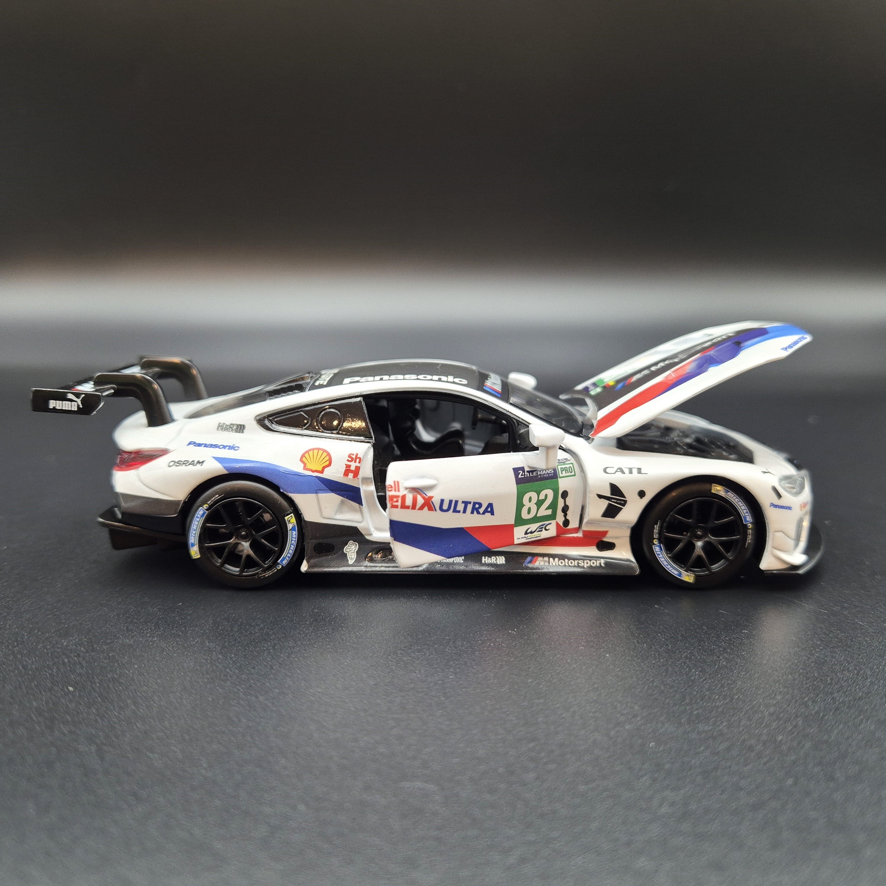 Explorafind 2018 BMW M8 GTE #82 2018-19 FIA WEC Race Car White 1:32 Di
