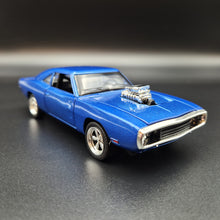 Load image into Gallery viewer, Explorafind 1969 Dodge Charger 500 Blue 1:32 Die Cast Car
