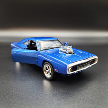 Load image into Gallery viewer, Explorafind 1969 Dodge Charger 500 Blue 1:32 Die Cast Car
