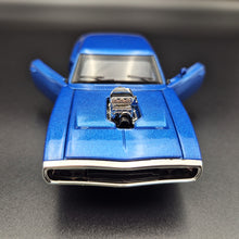 Load image into Gallery viewer, Explorafind 1969 Dodge Charger 500 Blue 1:32 Die Cast Car
