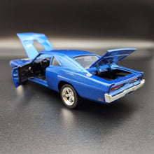 Load image into Gallery viewer, Explorafind 1969 Dodge Charger 500 Blue 1:32 Die Cast Car
