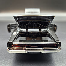 Load image into Gallery viewer, Explorafind 1969 Dodge Charger 500 Black 1:32 Die Cast Car
