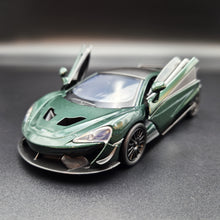 Load image into Gallery viewer, Explorafind 2019 McLaren 570S GT4 Dark Green 1:32 Die Cast Car
