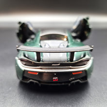 Load image into Gallery viewer, Explorafind 2019 McLaren 570S GT4 Dark Green 1:32 Die Cast Car
