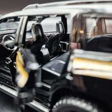 Load image into Gallery viewer, Explorafind 2020 Toyota Land Cruiser Prado Black 1:32 Die Cast Car
