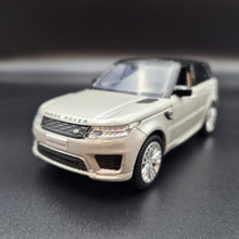 Load image into Gallery viewer, Explorafind 2022 Range Rover Sport Silver 1:32 Die Cast Car
