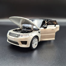 Load image into Gallery viewer, Explorafind 2022 Range Rover Sport Silver 1:32 Die Cast Car
