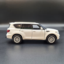 Load image into Gallery viewer, Explorafind 2023 Nissan Patrol Y62 White 1:32 Die Cast Car
