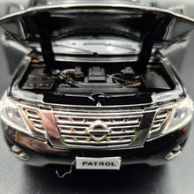 Load image into Gallery viewer, Explorafind 2023 Nissan Patrol Y62 Black 1:32 Die Cast Car
