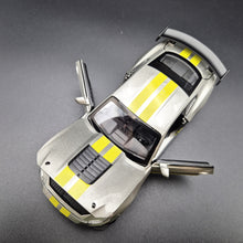 Load image into Gallery viewer, Explorafind 2022 Ford Mustang Shelby GT500 Grey 1:32 Die Cast Car
