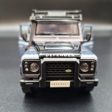 Load image into Gallery viewer, Explorafind 2012 Land Rover Defender Black 1:32 Die Cast Car
