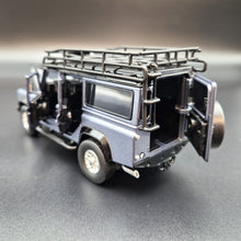 Load image into Gallery viewer, Explorafind 2012 Land Rover Defender Black 1:32 Die Cast Car
