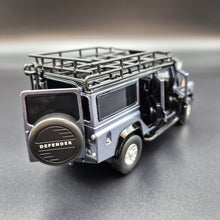 Load image into Gallery viewer, Explorafind 2012 Land Rover Defender Black 1:32 Die Cast Car
