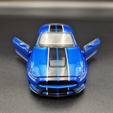 Load image into Gallery viewer, Explorafind 2020 Ford Mustang Shelby GT350 Blue 1:32 Die Cast Car
