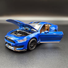 Load image into Gallery viewer, Explorafind 2020 Ford Mustang Shelby GT350 Blue 1:32 Die Cast Car
