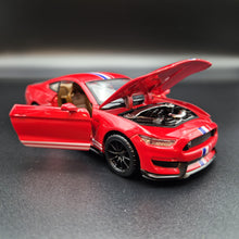 Load image into Gallery viewer, Explorafind 2020 Ford Mustang Shelby GT350 Red 1:32 Die Cast Car
