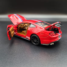 Load image into Gallery viewer, Explorafind 2020 Ford Mustang Shelby GT350 Red 1:32 Die Cast Car
