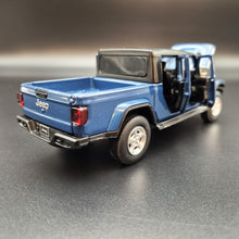 Load image into Gallery viewer, Explorafind 2022 Jeep Gladiator Rubicon Blue 1:32 Die Cast Car
