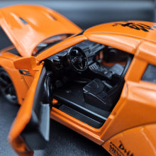 Load image into Gallery viewer, Explorafind 2020 Nissan GT-R R-35 Orange 1:32 Die Cast Car
