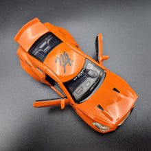 Load image into Gallery viewer, Explorafind 2020 Nissan GT-R R-35 Orange 1:32 Die Cast Car
