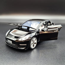 Load image into Gallery viewer, Explorafind 2021 Tesla Model 3 Black 1:32 Die Cast Car
