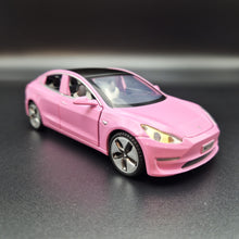 Load image into Gallery viewer, Explorafind 2021 Tesla Model 3 Pink 1:32 Die Cast Car
