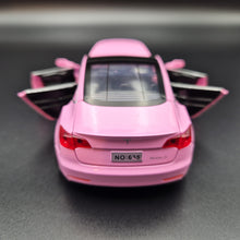 Load image into Gallery viewer, Explorafind 2021 Tesla Model 3 Pink 1:32 Die Cast Car
