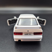 Load image into Gallery viewer, Explorafind 1987 BMW M3 White 1:36 Die Cast Car
