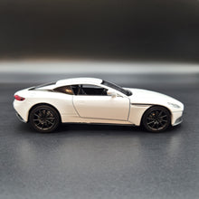 Load image into Gallery viewer, Explorafind 2022 Aston Martin DB11 AMR White 1:32 Die Cast Car
