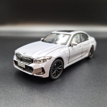 Load image into Gallery viewer, Explorafind 2023 BMW 3 Series 320i Grey 1:32 Die Cast Car
